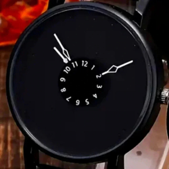 Other - 1pc Personality Casual Quartz Watch Leather Strap..stylish AF..NWT